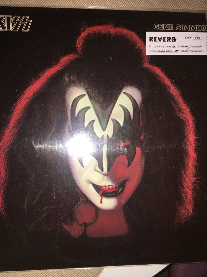 LP Kiss gene Simmons Gene simmons