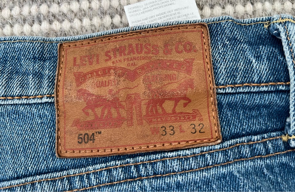 Jeans, Lewis, str. 33