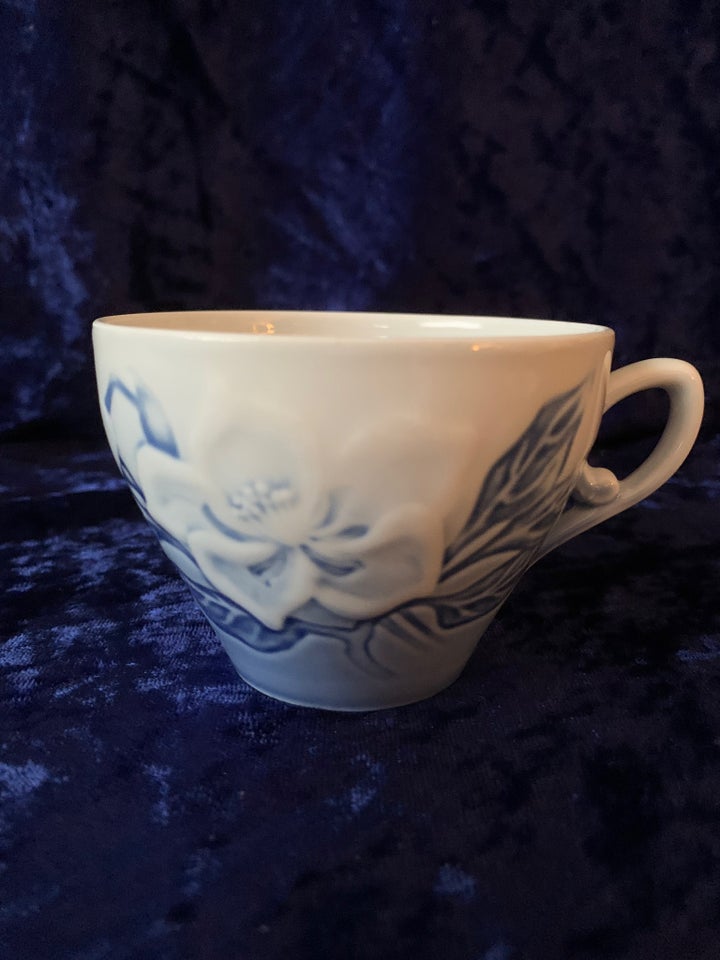 Porcelæn KAFFE/TEKOP JULEROSE