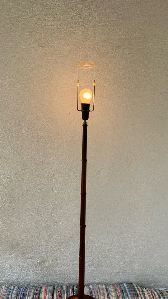 Anden arkitekt Standerlampe