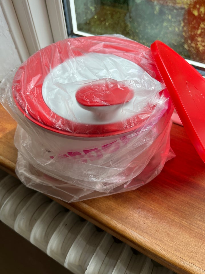 Salatskål, Tupperware