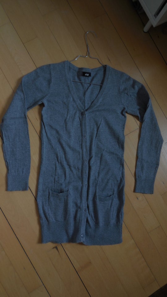 Cardigan, H  M, str. 34