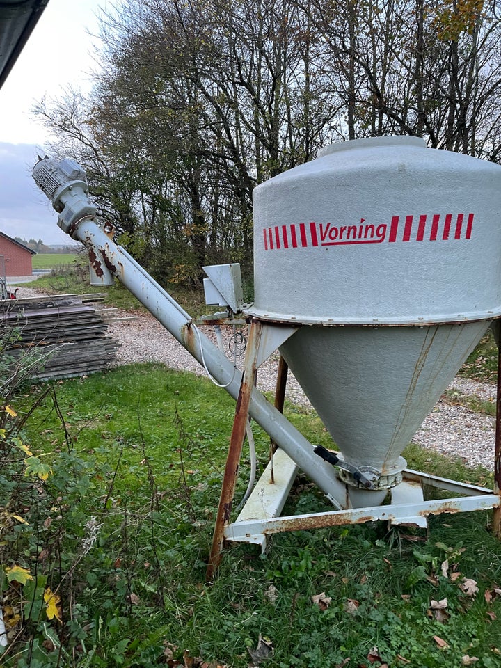 Silo til tørmørtel med snegl,