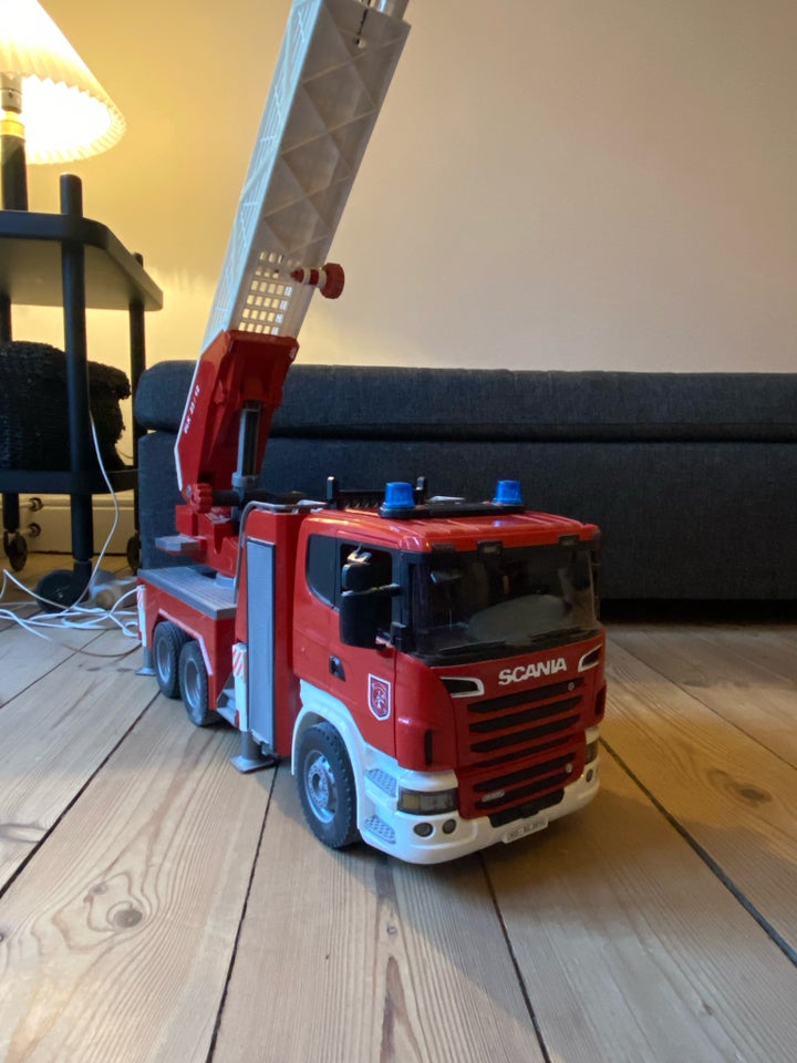 Bruder Scania brandbil