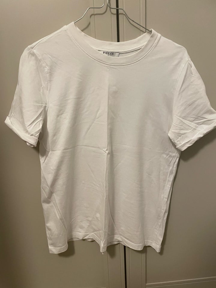 T-shirt, Pieces, str. 36