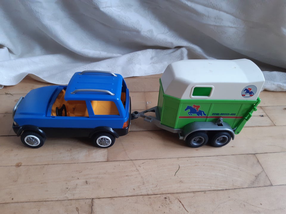 Playmobil, Bil med heste trailer,