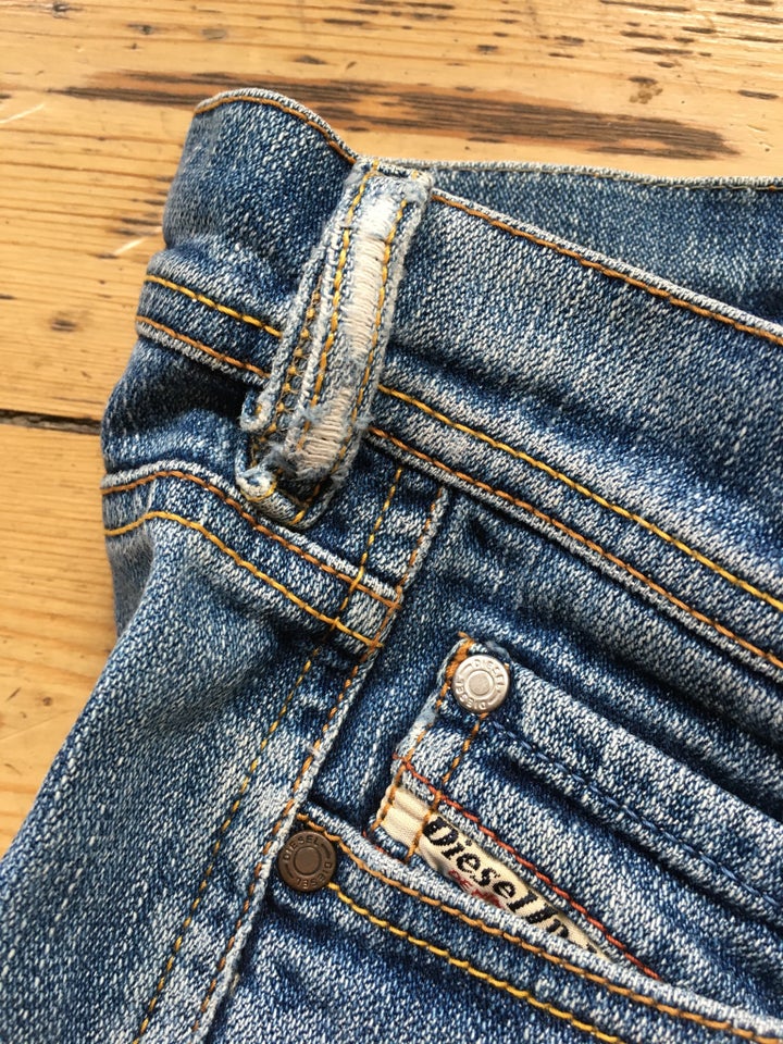 Jeans, Diesel, str. 26