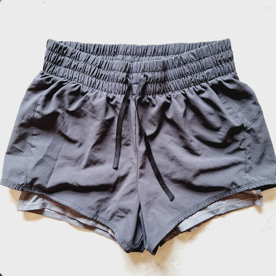 Fitnesstøj HM sport løbe shorts i