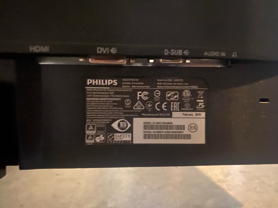 Philips 243V7Q 24 tommer