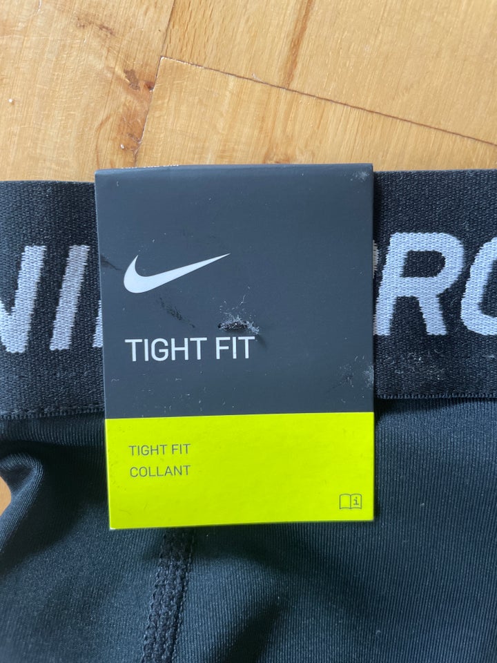 Sportstøj Right Fit Nike Pro