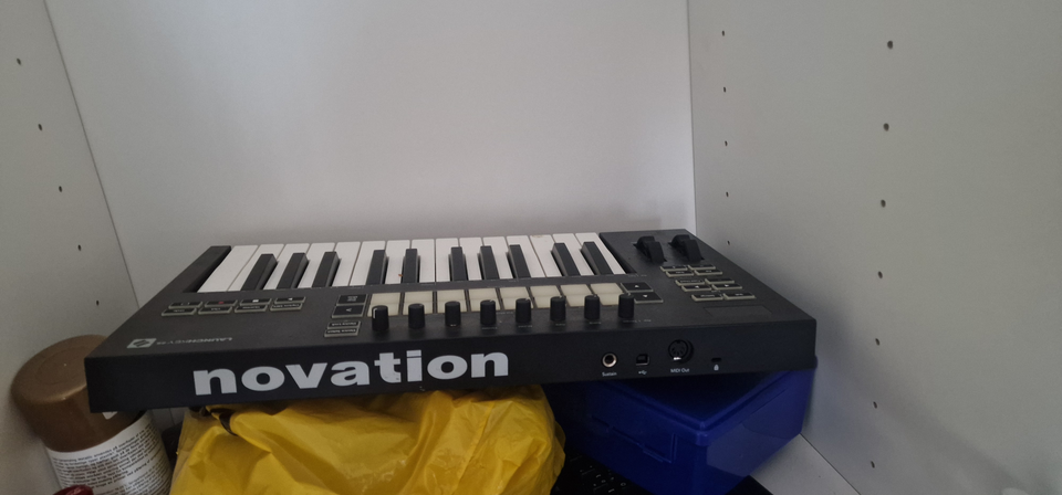 Novation launchkey, Launchkey 25