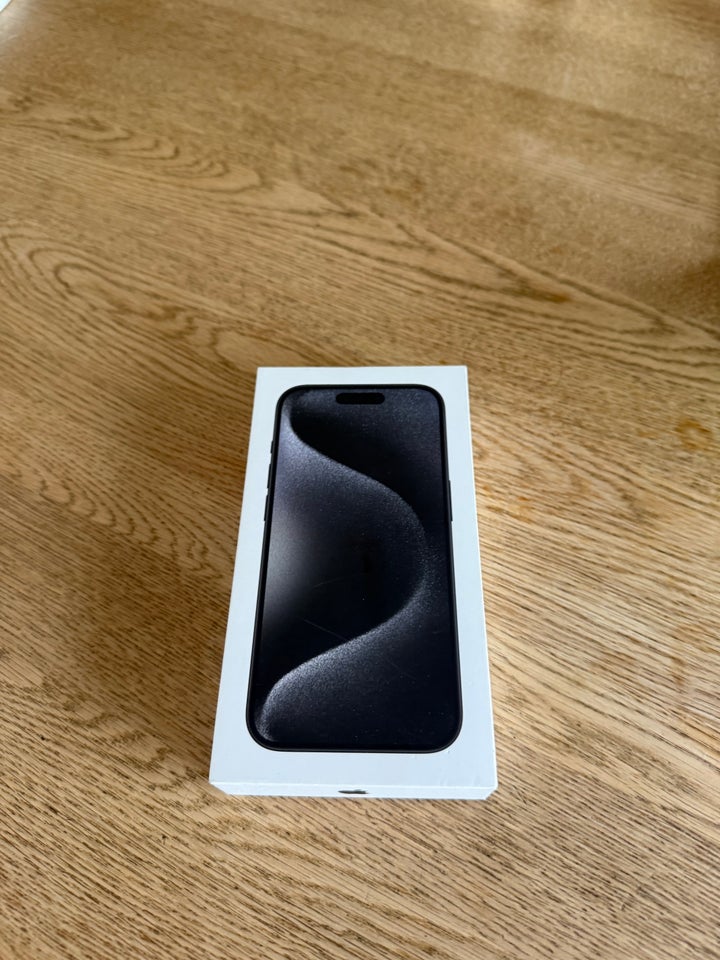 iPhone 15 Pro, 128 GB, sort