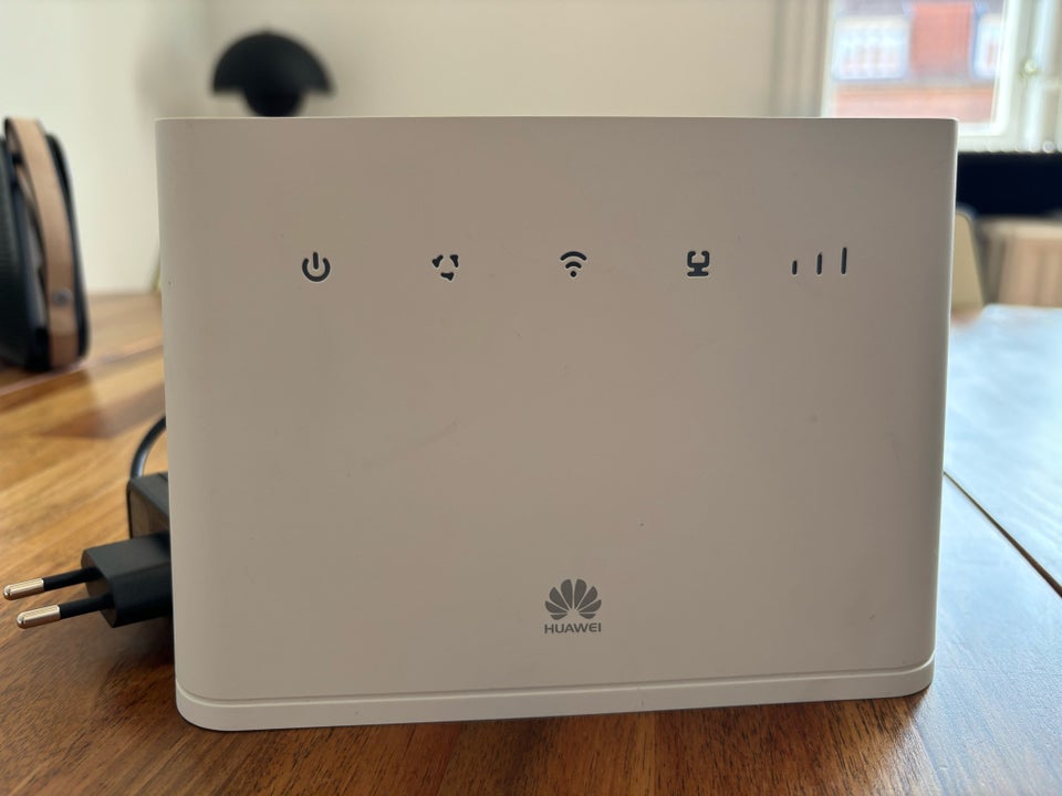 Router wireless Huawei B311-221