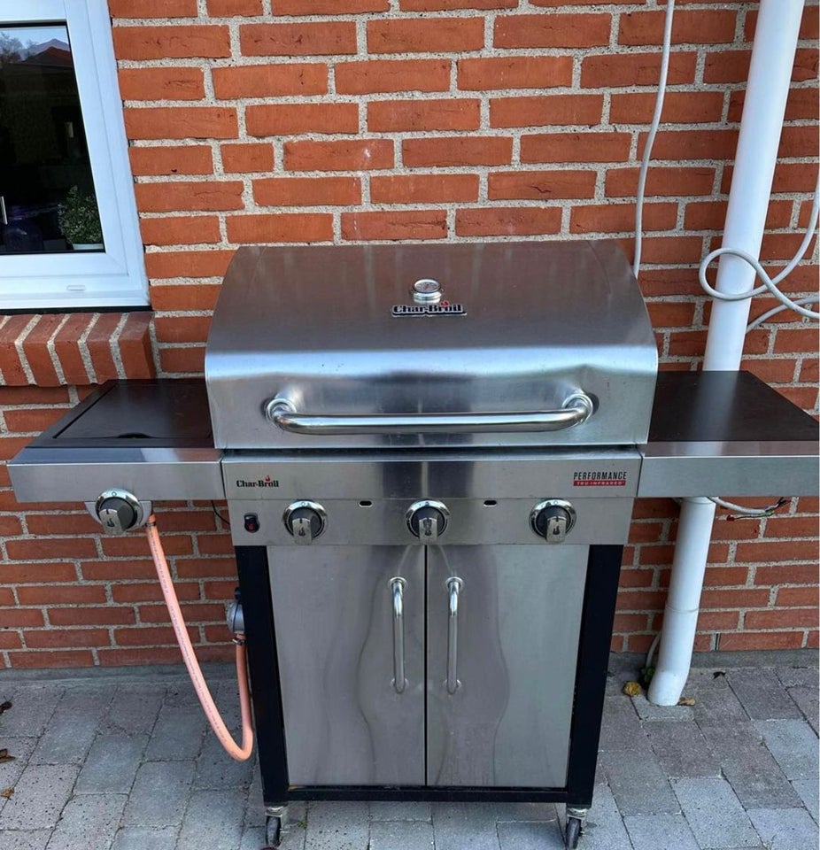 Gasgrill, Charbroil grill - 3 blus,