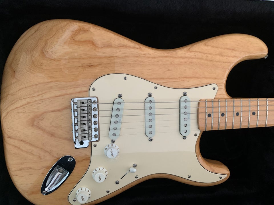 Elguitar, Fender (Mex.)