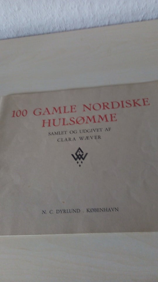 1oo gamle nordiske hulsømme, clara