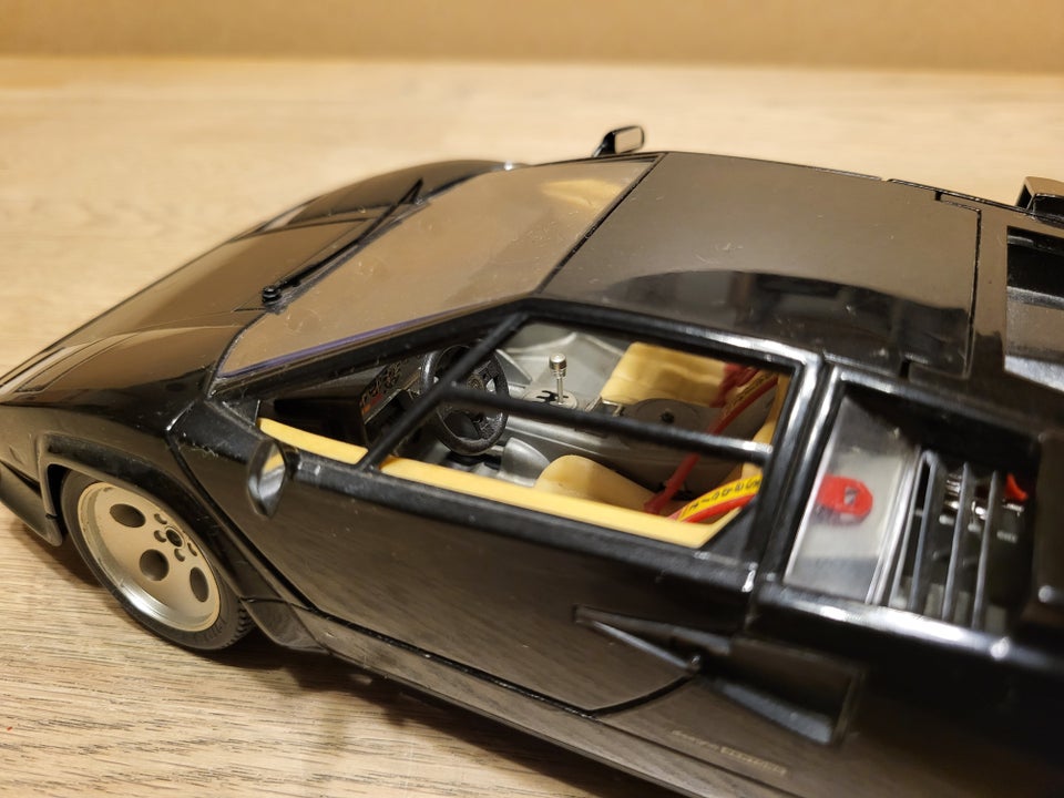 Modelbil, Lamborghini Countach