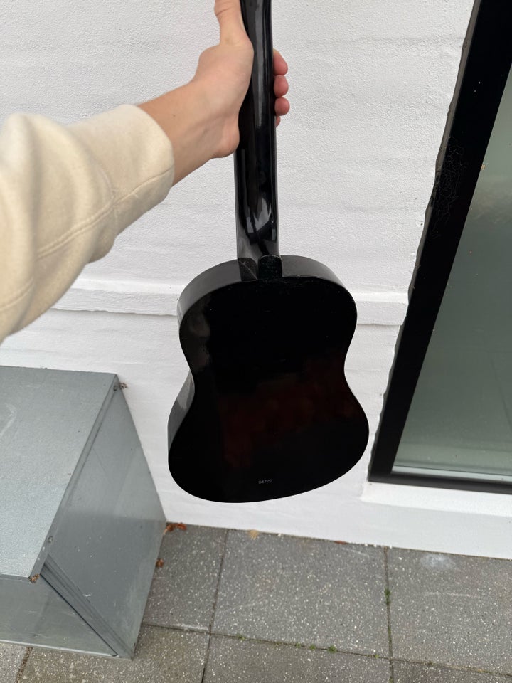 Guitarbanjo, andet mærke