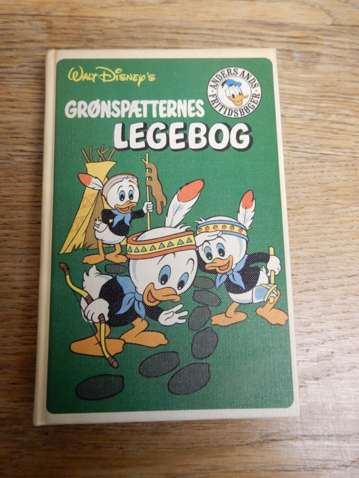 Grønspætternes legebog, Walt