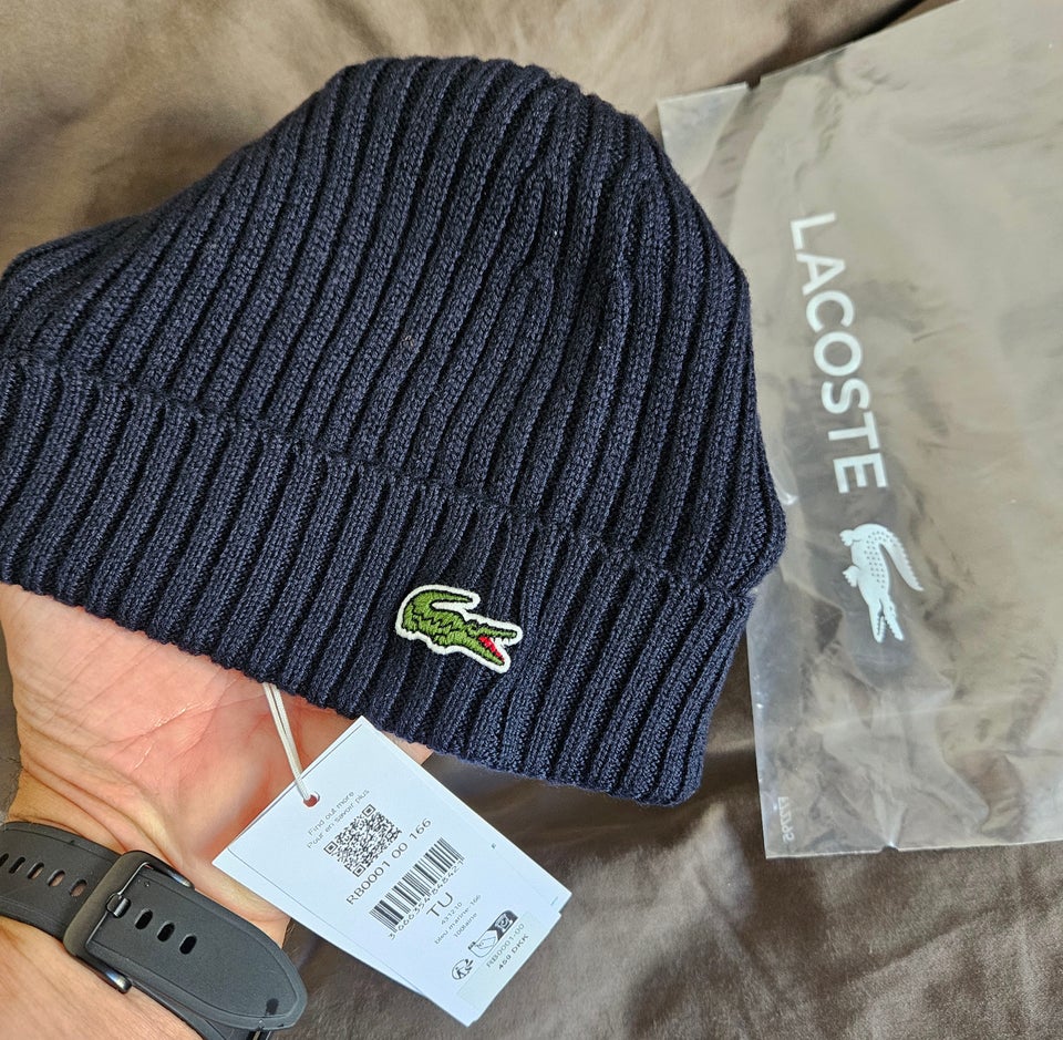 Hue, Lacoste, str. One