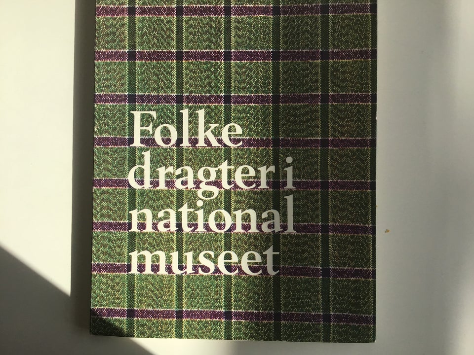 Folkedragter i Nationalmuseet,