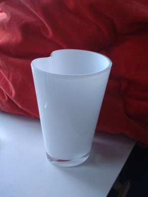 Vase Sarita Iittala