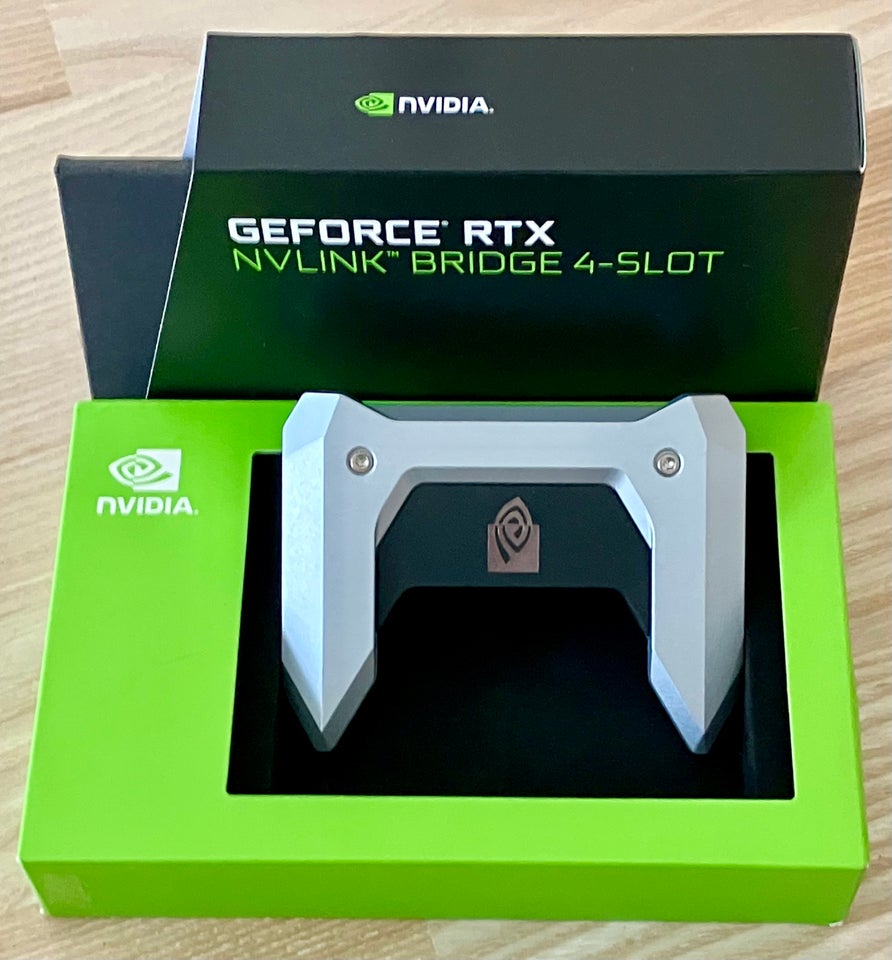 GeForce RTX NVLink Bridge 4-Slot