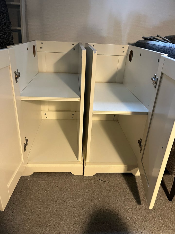 Andet skab, Ikea, b: 37 d: 63 h: 71