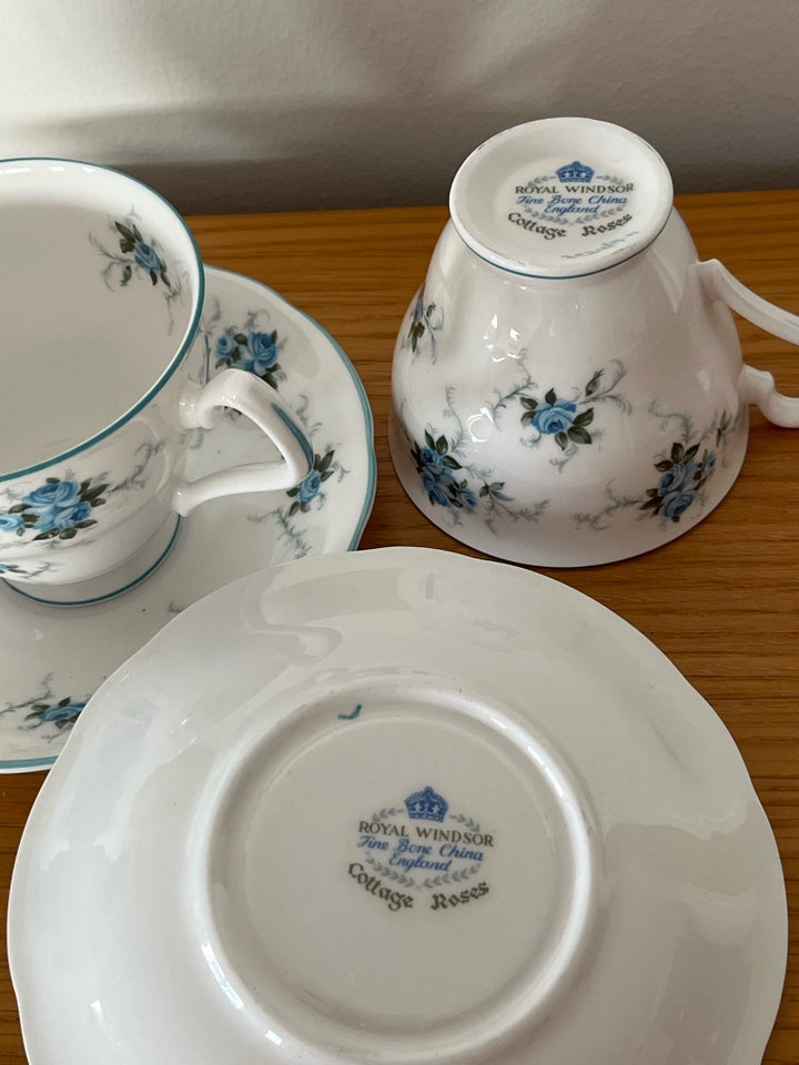 Porcelæn, Kop og underkop, Royal