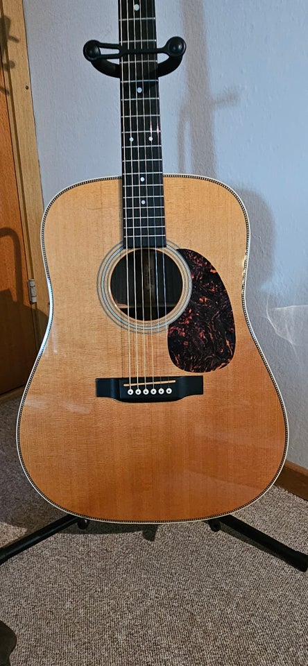 Western, Martin HD28