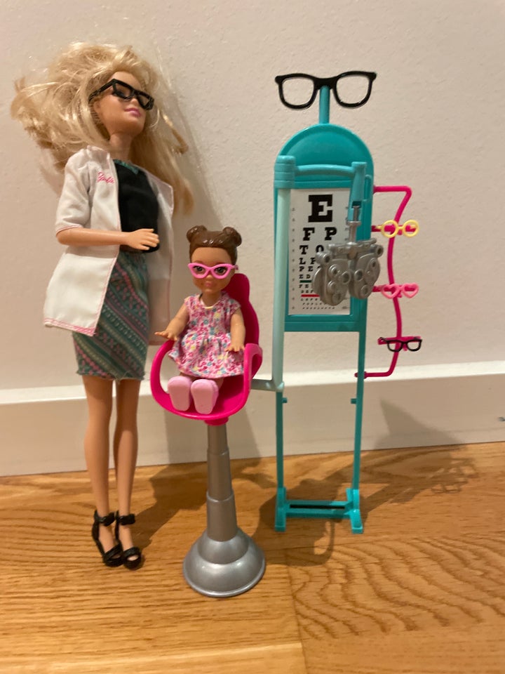 Barbie, Barbie Career optiker