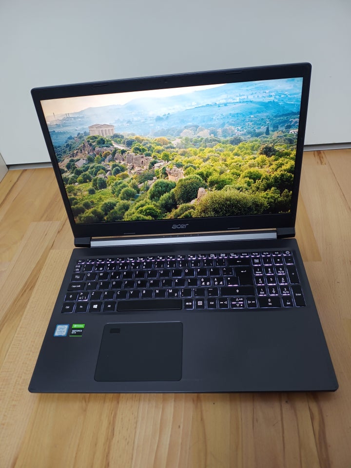 Acer Aspire 7, 2,4 GHz, 16 GB ram