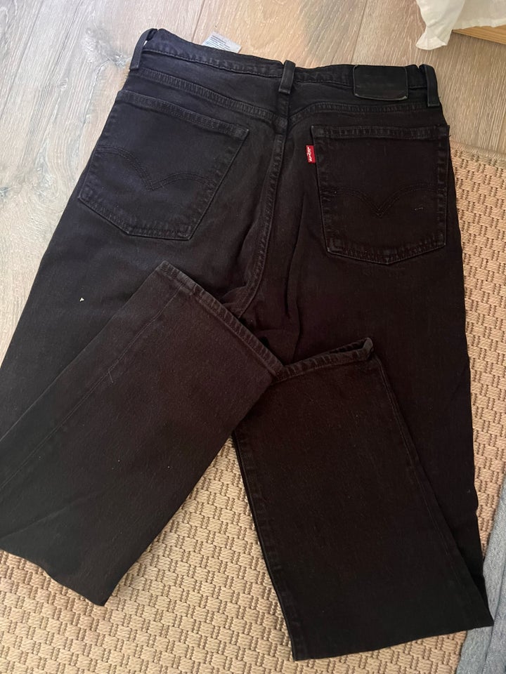 Jeans Levi’s str 27