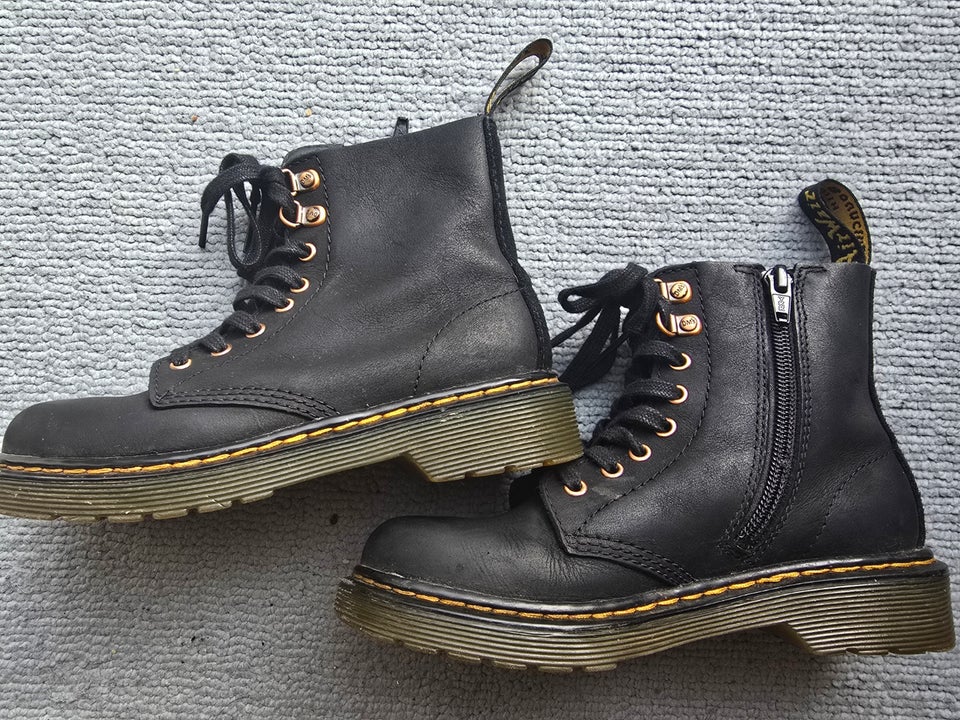 Støvletter str 30 Dr Martens