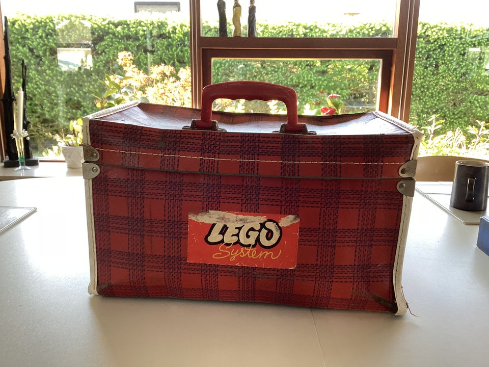 Legetøj, Legobox