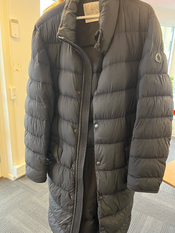 Jakke str 44 Moncler