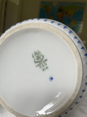 Porcelæn 1 stor og 1 lille