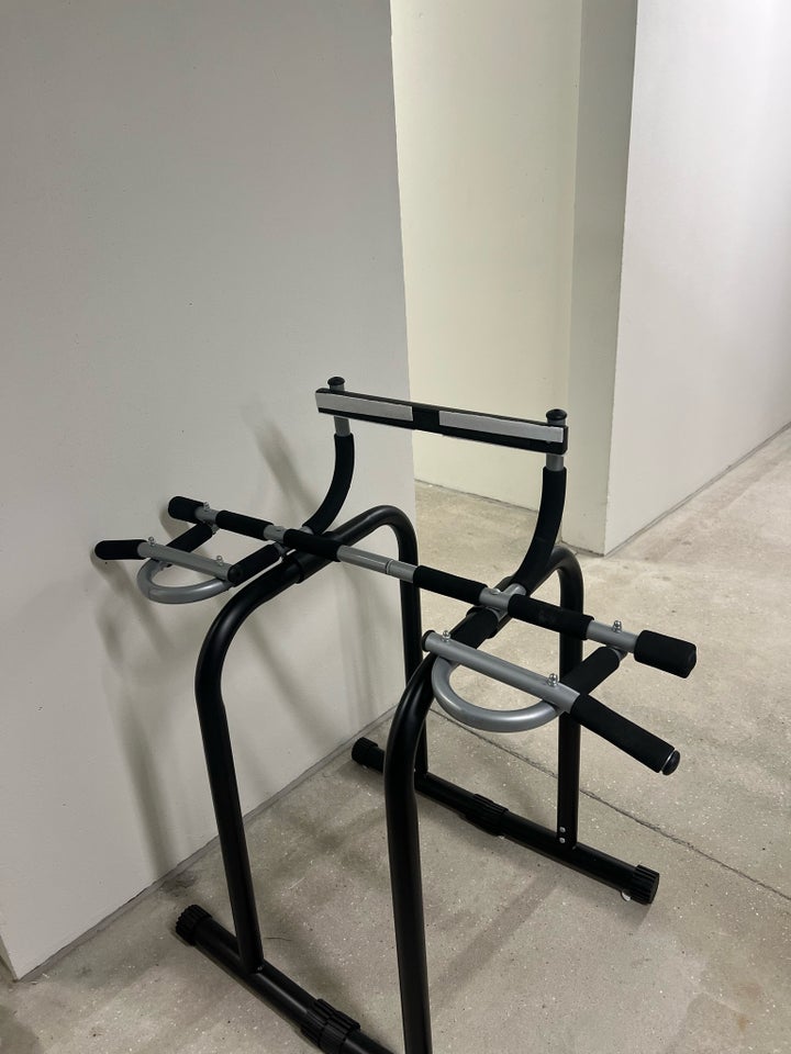 Andet, Pull-up bar