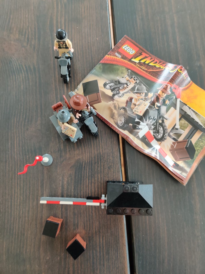 Lego Indiana Jones, 7620