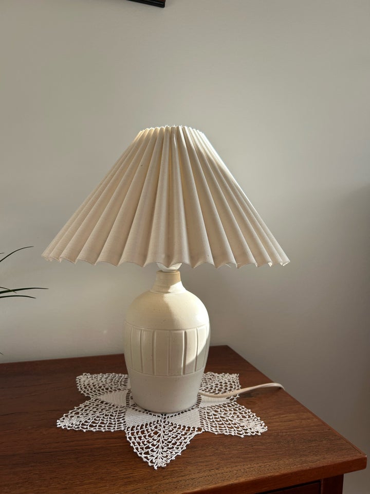 Anden bordlampe, Bente Jensen