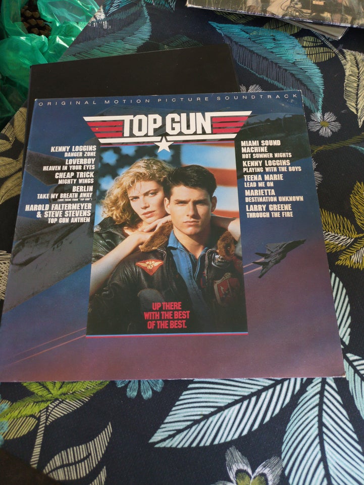 LP, Top gun