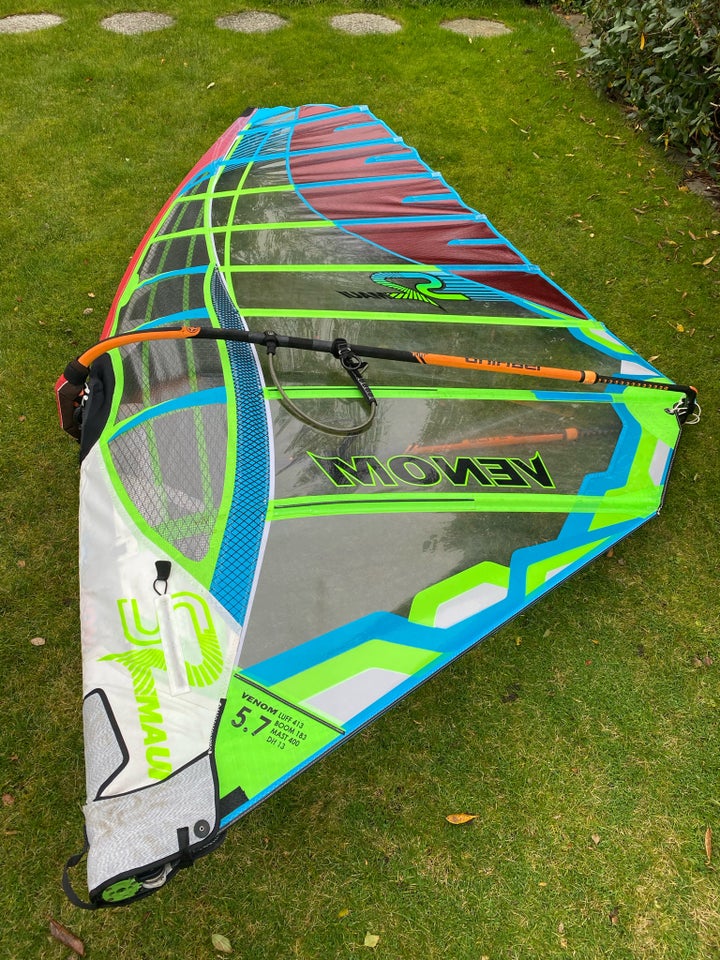 Rig, S2 Maui Venom, str. 5,7