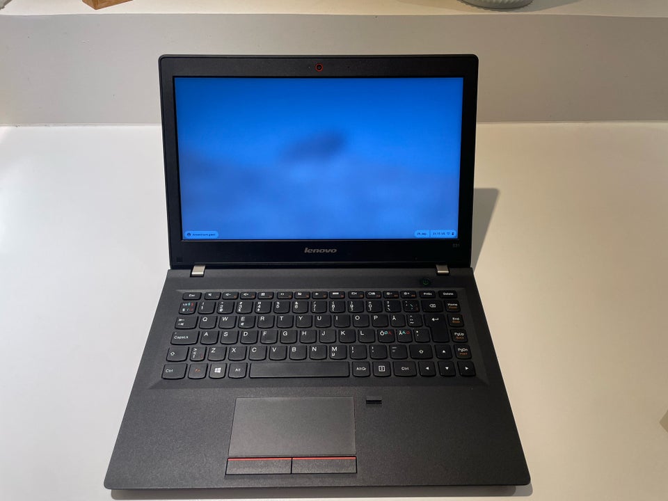 Lenovo E31-70, 2.0 GHz, 4 GB ram