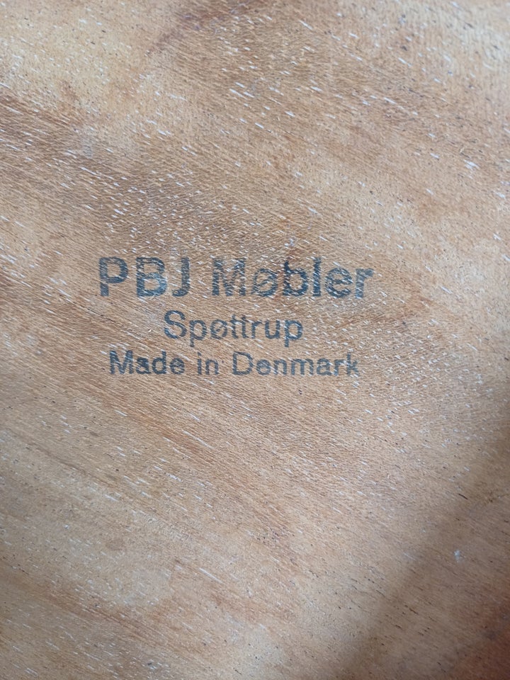 Indskudsbord PBJ Møbler teaktræ