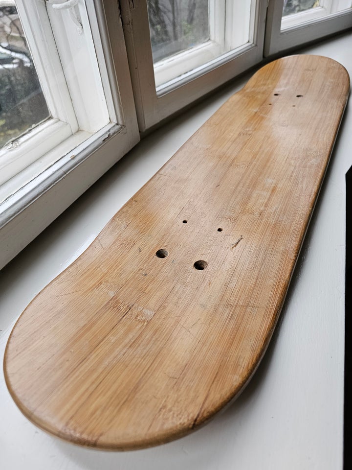 Skateboard, Bambus, str. 81 cm