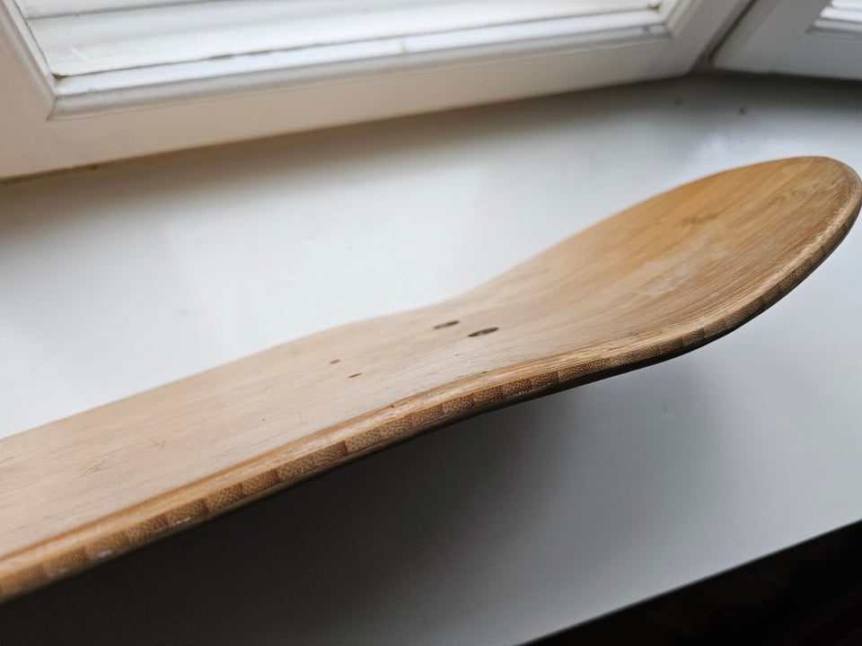 Skateboard, Bambus, str. 81 cm