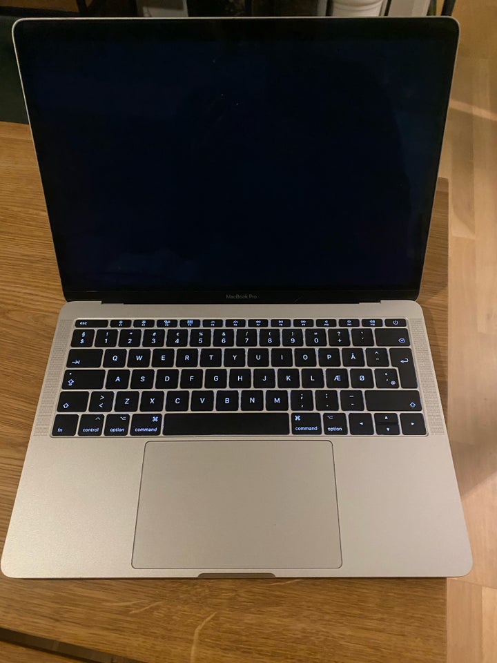 MacBook Pro, 2017, 120 GB harddisk