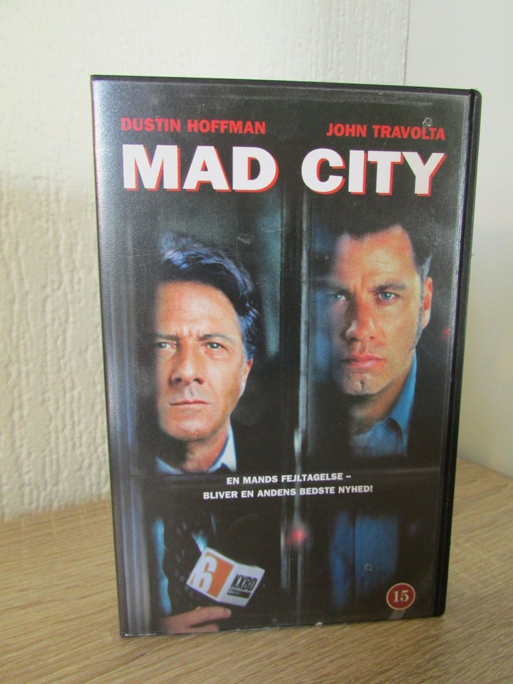 Drama, *NY* MAD CITY (1997)