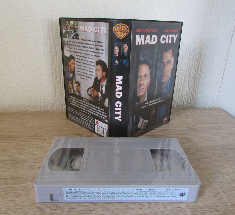 Drama, *NY* MAD CITY (1997)