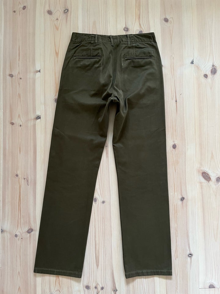 Chinos, Buzz Ricksons, str. 31